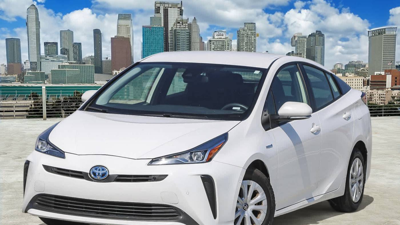 2022 Toyota Prius LE — Hatchback — 25,367 mi — Los Angeles, CA