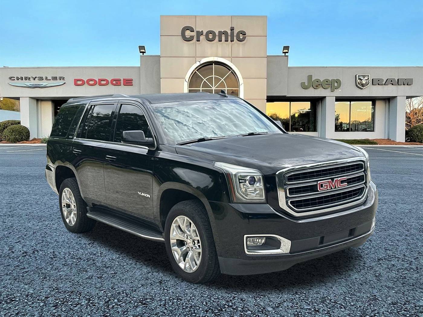 2016 GMC Yukon SLE — SUV — 137,215 mi — Griffin, GA