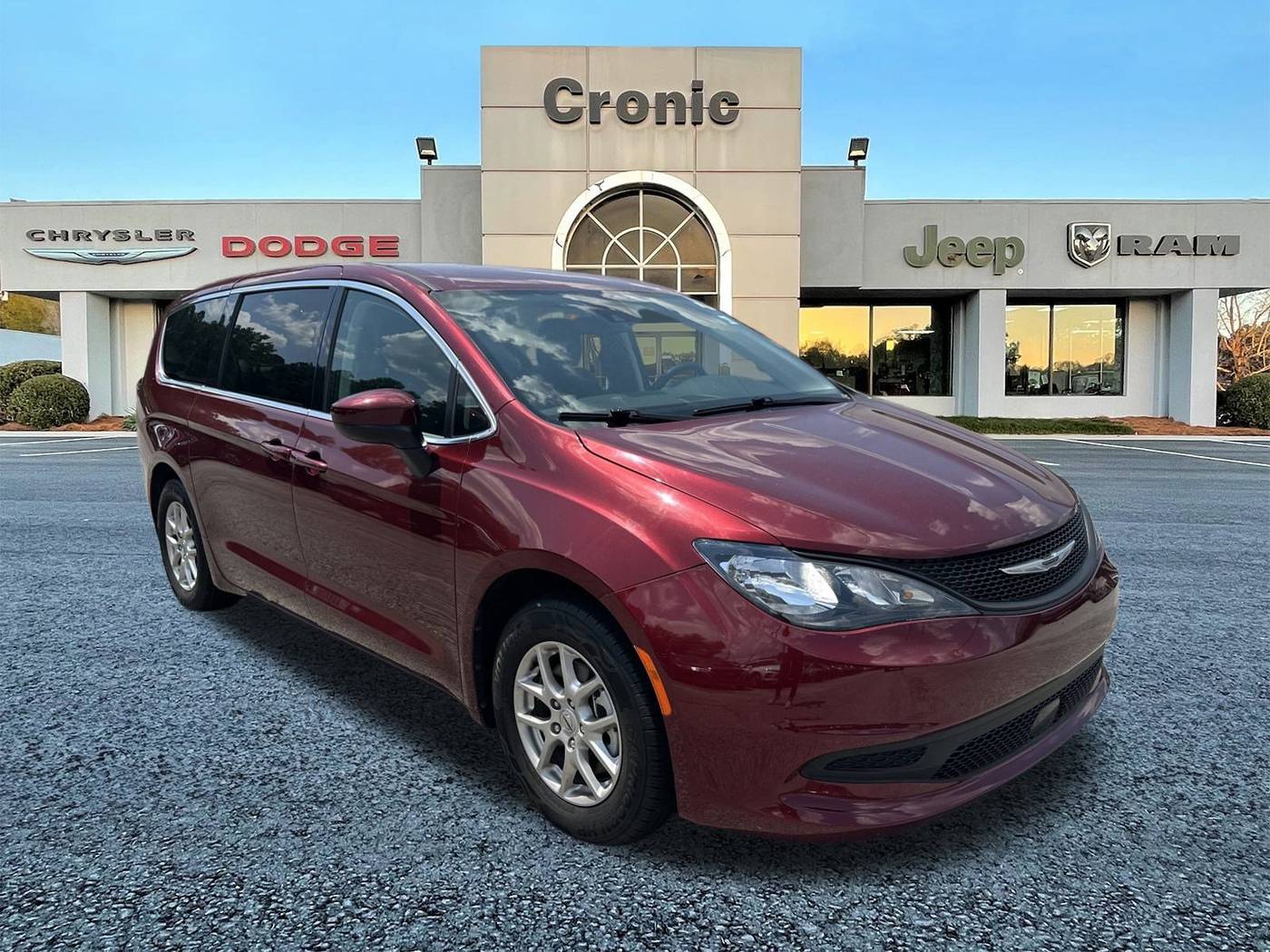 2023 Chrysler Voyager LX — Minivan — 62,887 mi — Griffin, GA