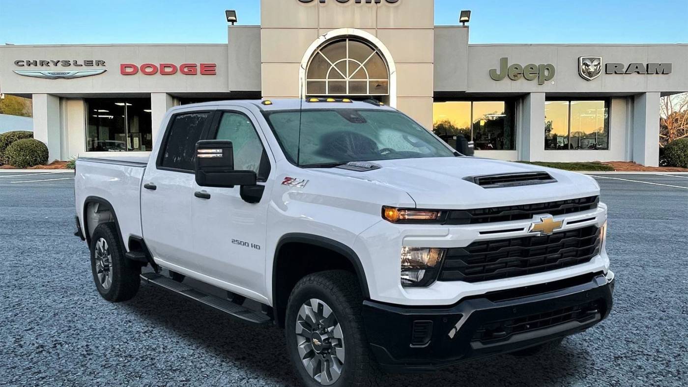 2025 Chevrolet Silverado 2500HD Custom — Pickup Truck — 706 mi — Griffin, GA