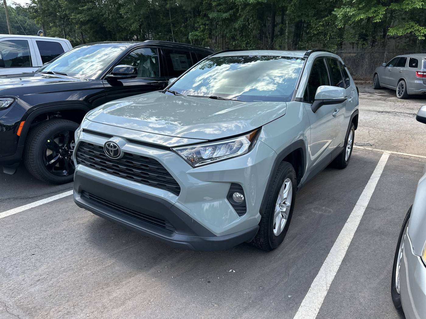 2020 Toyota RAV4 XLE — SUV — 102,149 mi — Griffin, GA