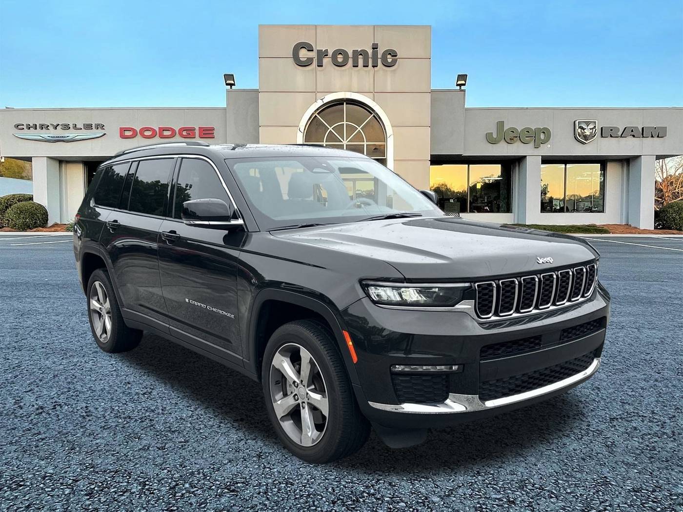 2022 Jeep Grand Cherokee Limited — SUV — 32,318 mi — Griffin, GA