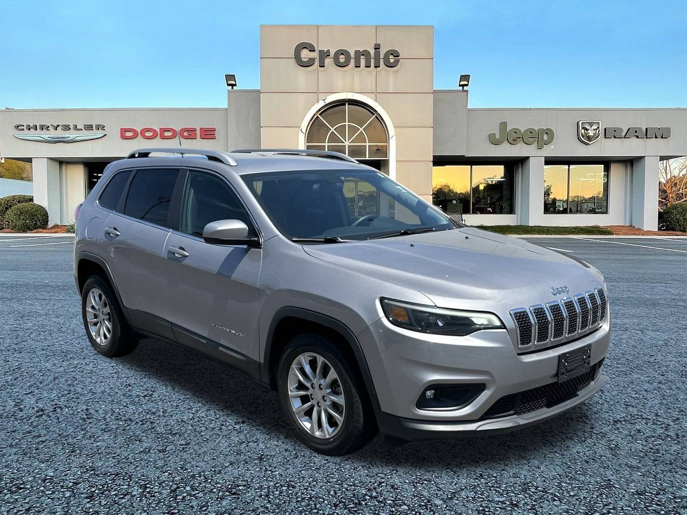 2019 Jeep Cherokee Latitude — SUV — 82,627 mi — Griffin, GA