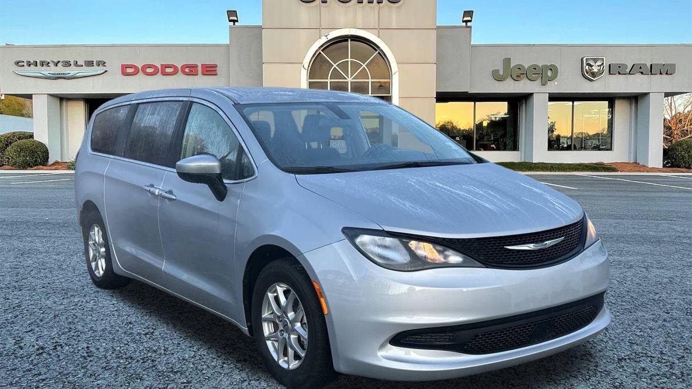 2022 Chrysler Voyager LX — Minivan — 60,228 mi — Griffin, GA