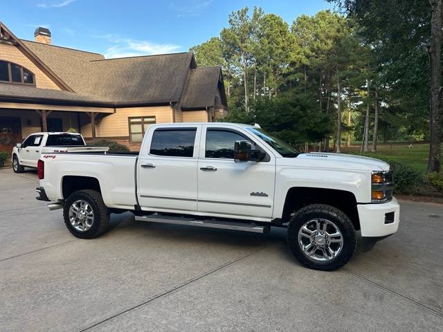 2016 Chevrolet Silverado 2500HD High Country — Pickup Truck — 111,415 mi — Stonecrest, GA