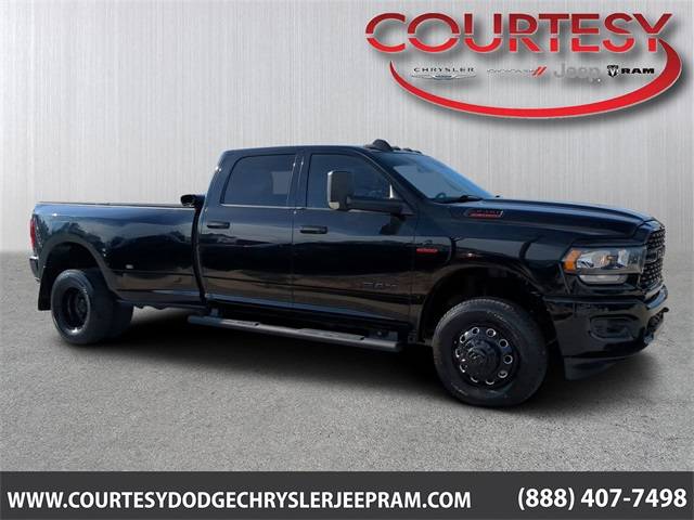 2022 Ram 3500 Big Horn — Pickup Truck — 91,051 mi — Stonecrest, GA