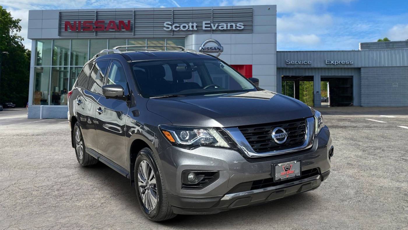 2017 Nissan Pathfinder SL — SUV — 128,836 mi — Carrollton, GA
