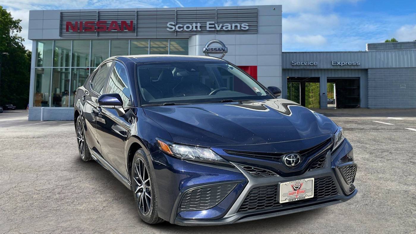 2022 Toyota Camry SE — Sedan — 58,222 mi — Carrollton, GA