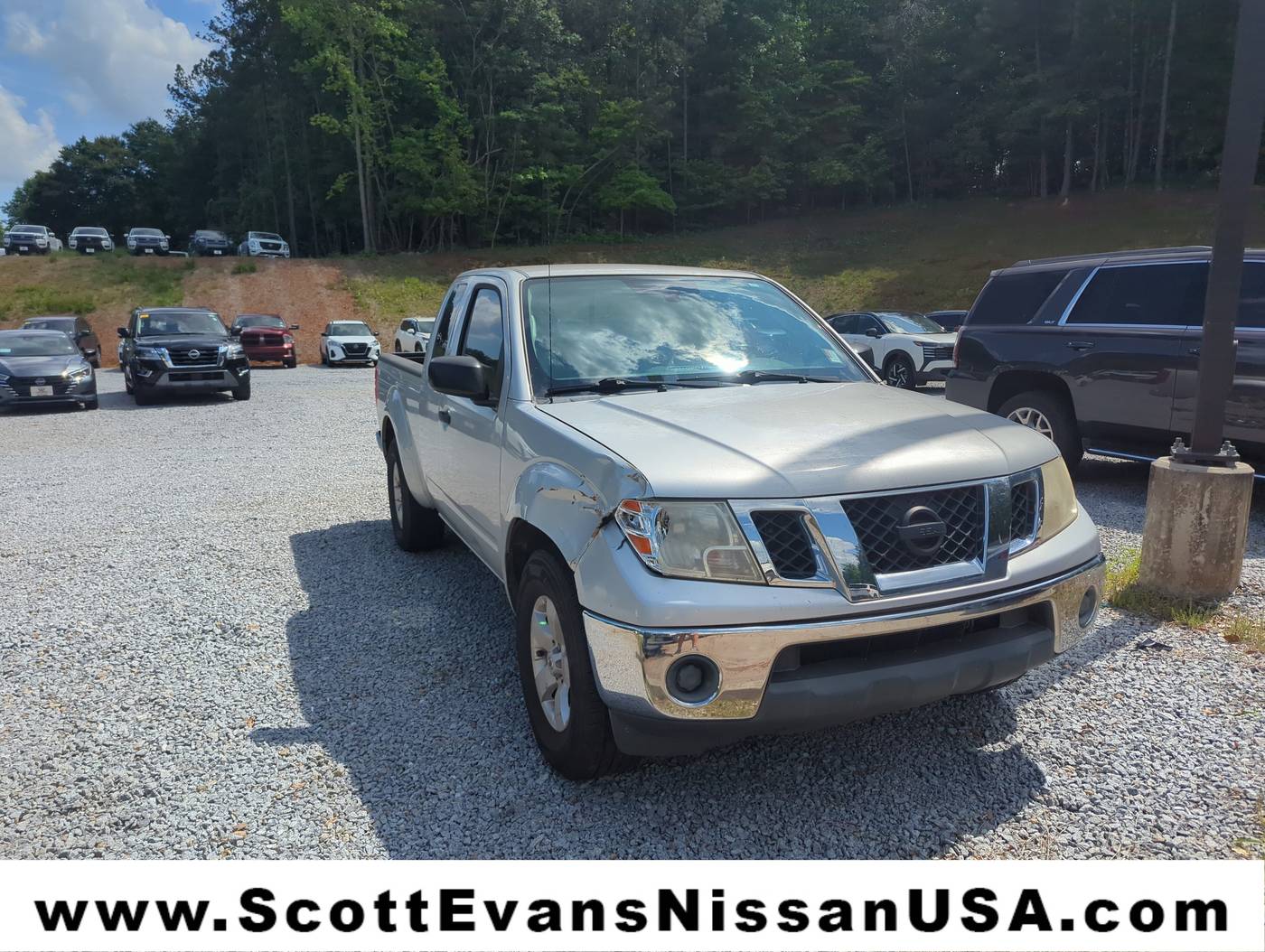 2011 Nissan Frontier SV — Pickup Truck — 98,920 mi — Carrollton, GA