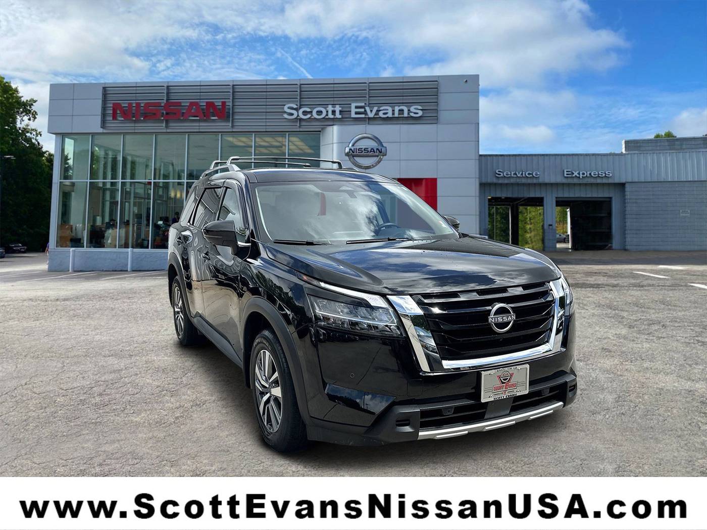 2024 Nissan Pathfinder SL — SUV — 14,210 mi — Carrollton, GA
