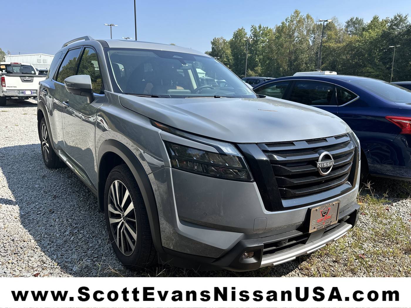 2025 Nissan Pathfinder Platinum — SUV — 1,693 mi — Carrollton, GA