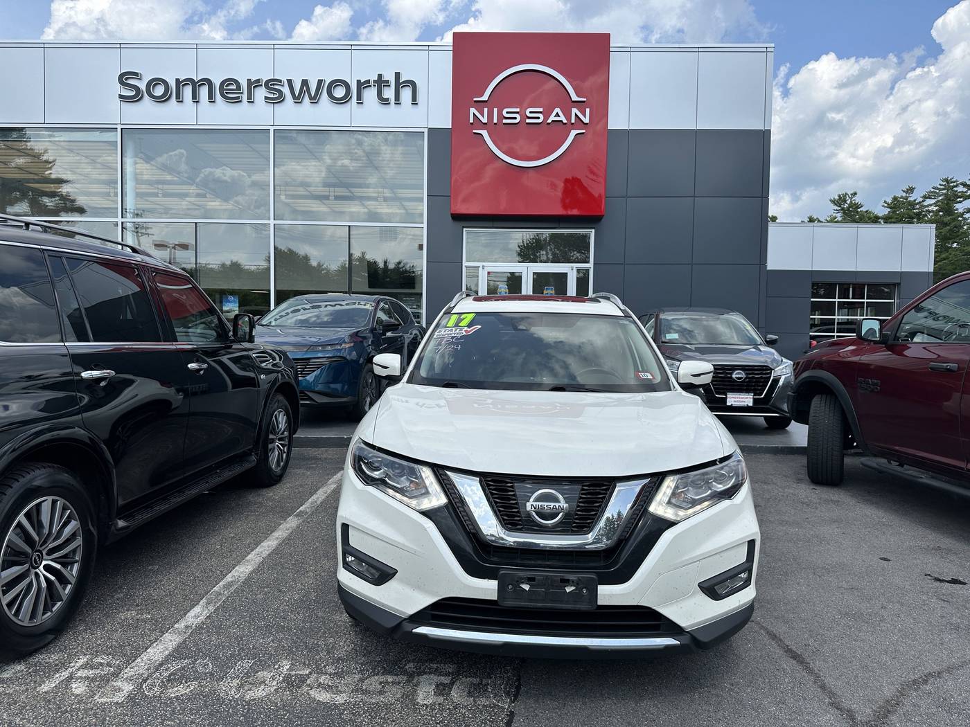 2017 Nissan Rogue SL — SUV — 114,894 mi — Somersworth, NH