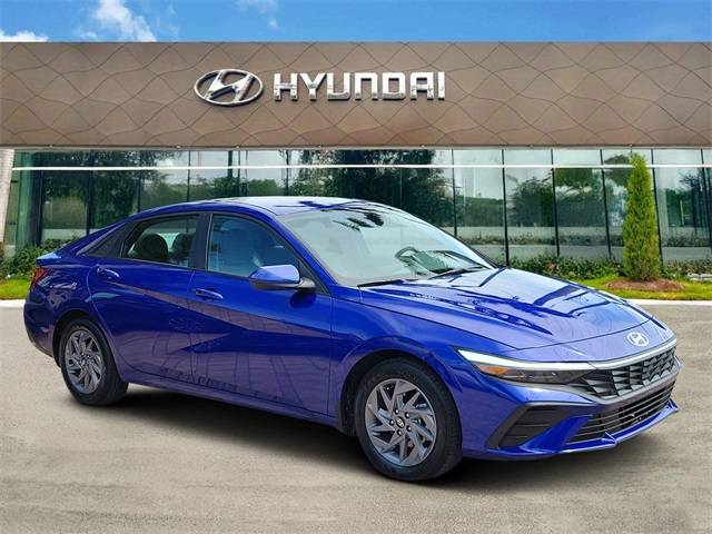 2025 Hyundai Elantra Hybrid Blue — Sedan — 25,962 mi — Coconut Creek, FL