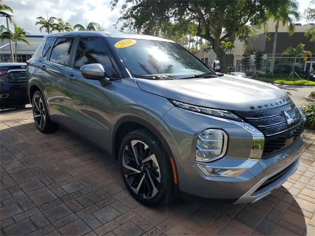 2023 Mitsubishi Outlander SE — SUV — 12,202 mi — Coconut Creek, FL