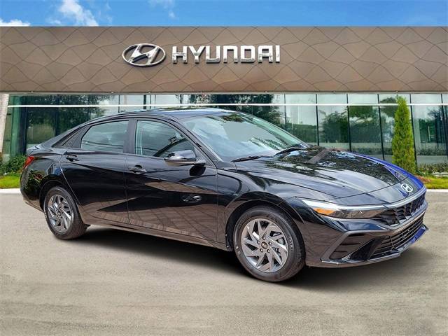 2025 Hyundai Elantra Hybrid Blue — Sedan — 7,326 mi — Coconut Creek, FL