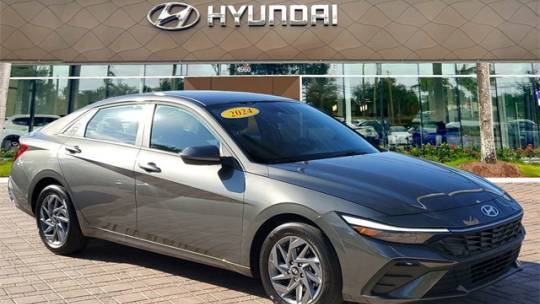 2024 Hyundai Elantra SEL — Sedan — 3,270 mi — Coconut Creek, FL