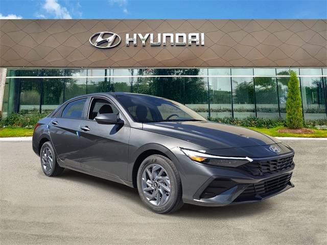 2025 Hyundai Elantra Hybrid Blue — Sedan — 1,961 mi — Coconut Creek, FL