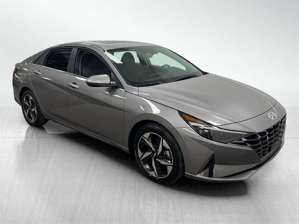 2023 Hyundai Elantra Limited — Sedan — 9,247 mi — Clearwater, FL