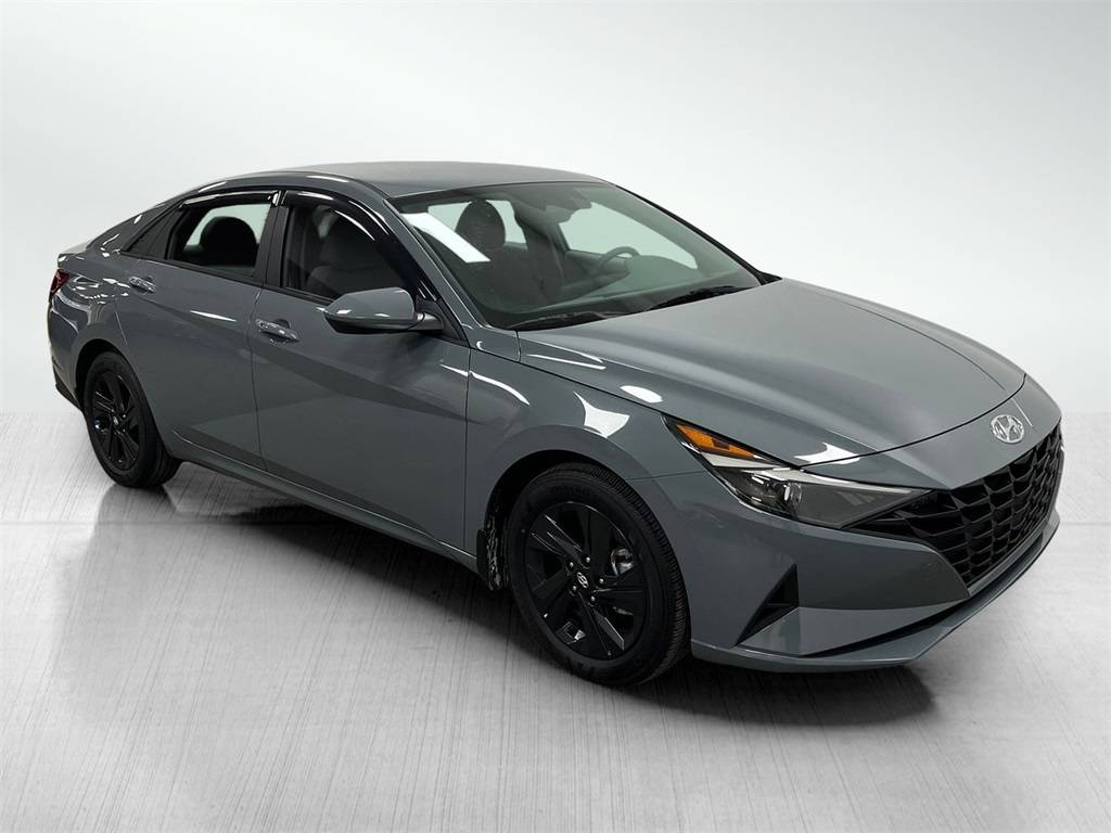 2022 Hyundai Elantra Hybrid Blue — Sedan — 43,410 mi — Clearwater, FL