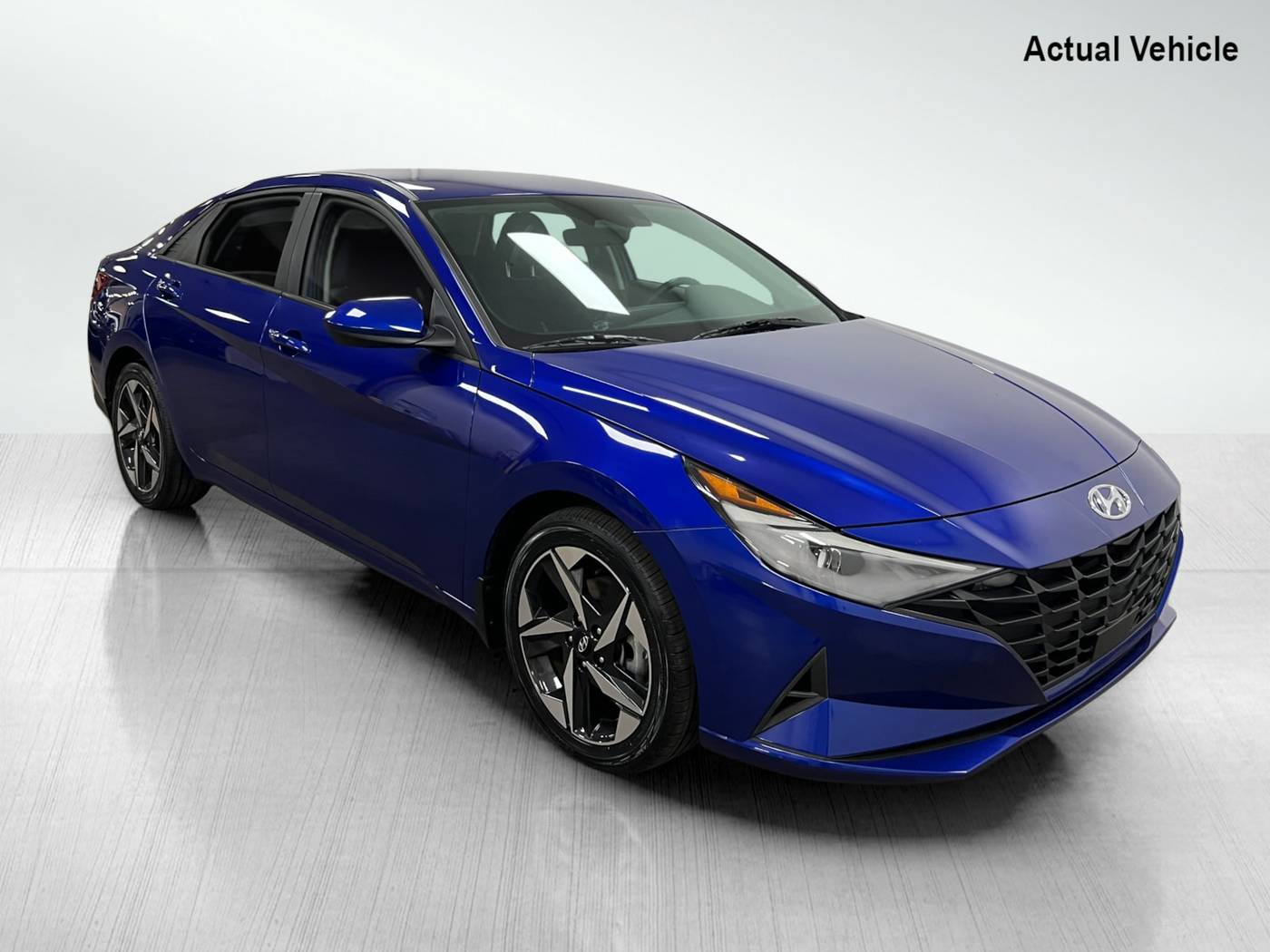 2023 Hyundai Elantra SEL — Sedan — 33,717 mi — Clearwater, FL