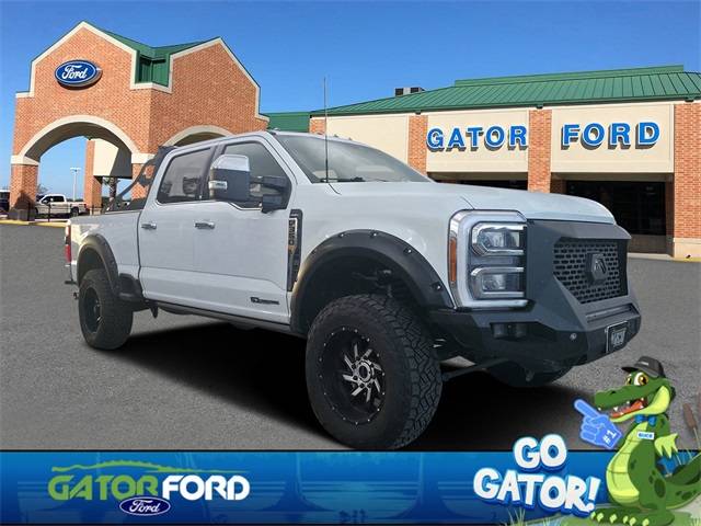 2023 Ford Super Duty F-350 LARIAT — Pickup Truck — 96,186 mi — Seffner, FL