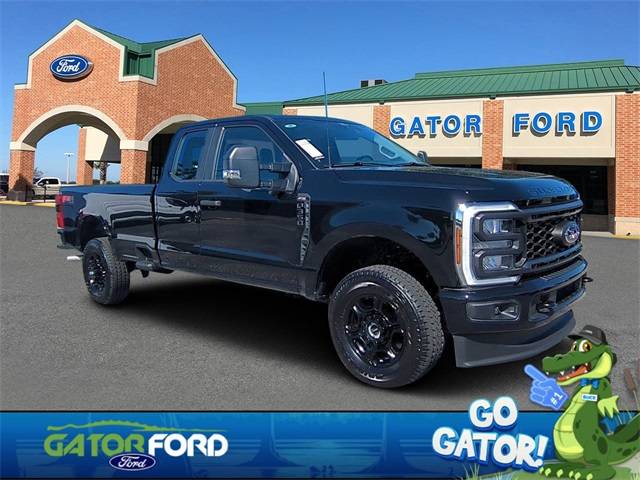 2025 Ford Super Duty F-350 XL — Pickup Truck — 2,711 mi — Seffner, FL