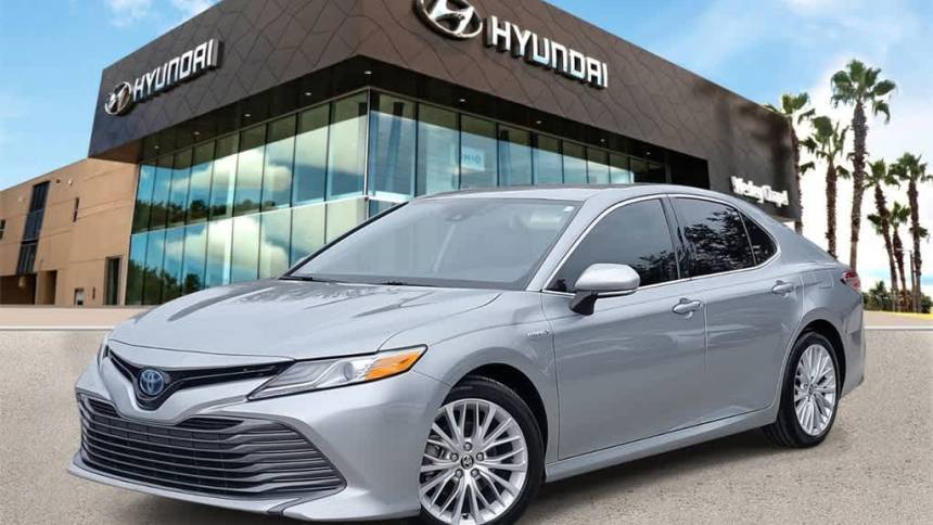 2020 Toyota Camry Hybrid XLE — Sedan — 80,827 mi — Wesley Chapel, FL