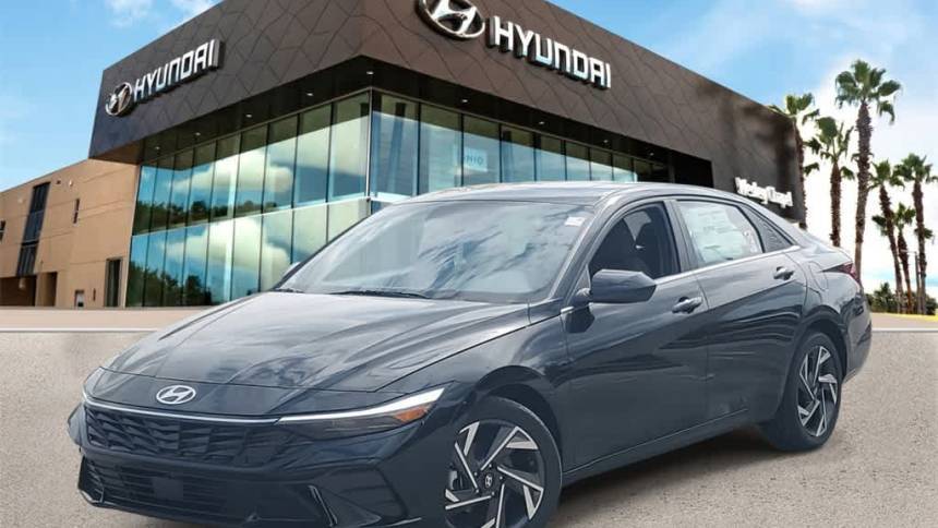 2024 Hyundai Elantra SEL — Sedan — 6,884 mi — Wesley Chapel, FL