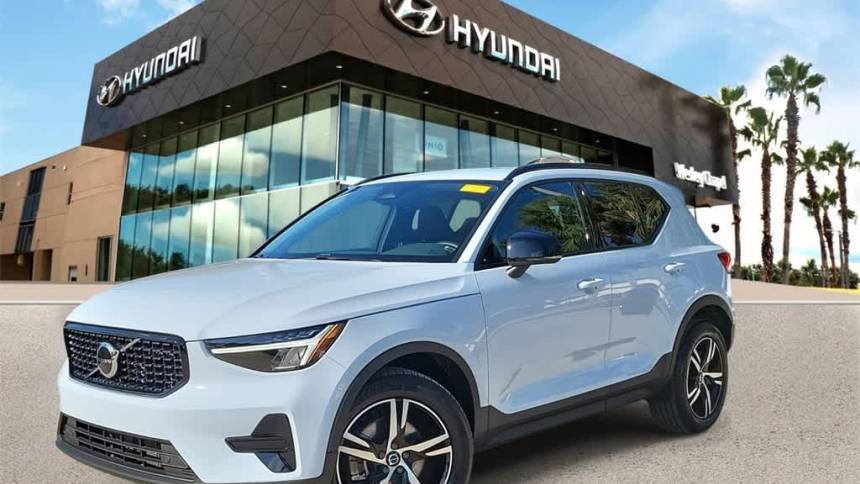 2024 Volvo XC40 Core — SUV — 10,705 mi — Wesley Chapel, FL
