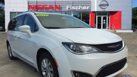 2018 Chrysler Pacifica Touring L — Minivan — 116,298 mi — Titusville, FL
