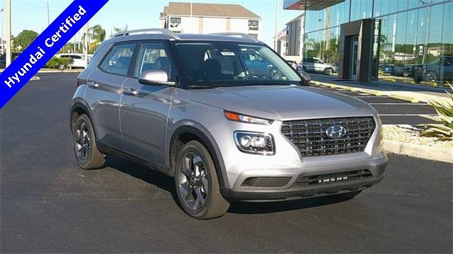 2025 Hyundai Venue SEL — SUV — 4,038 mi — Winter Haven, FL