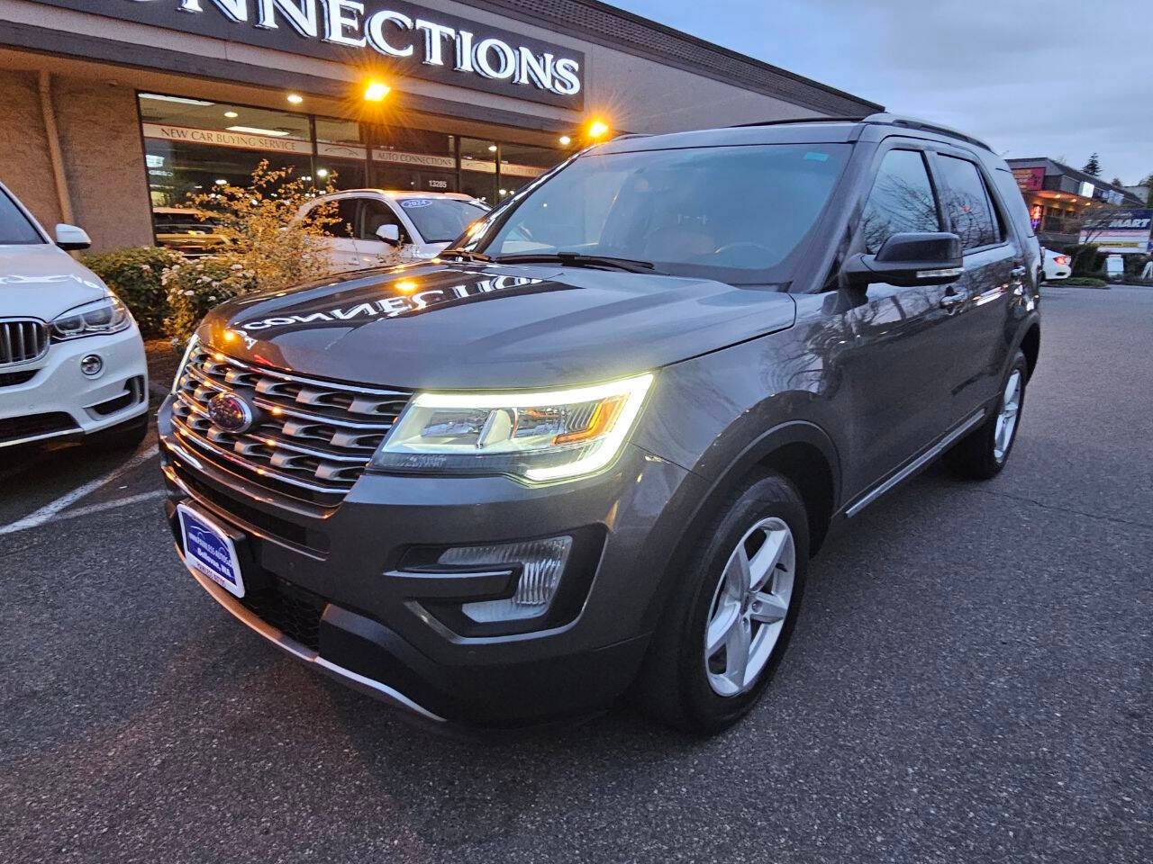 2017 Ford Explorer XLT — SUV — 93,786 mi — Bellevue, WA