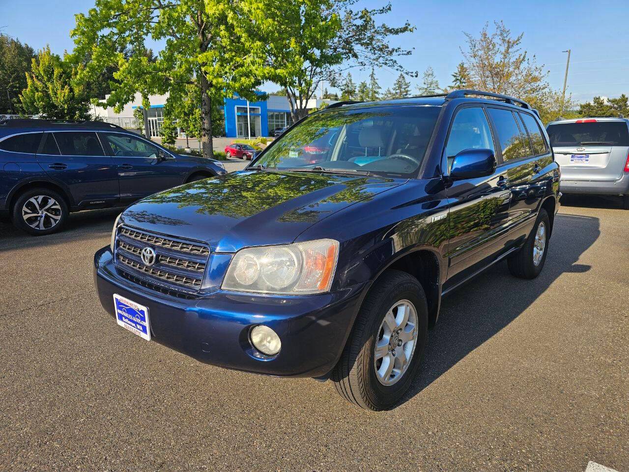 2001 Toyota Highlander Base V6 — SUV — 182,405 mi — Bellevue, WA