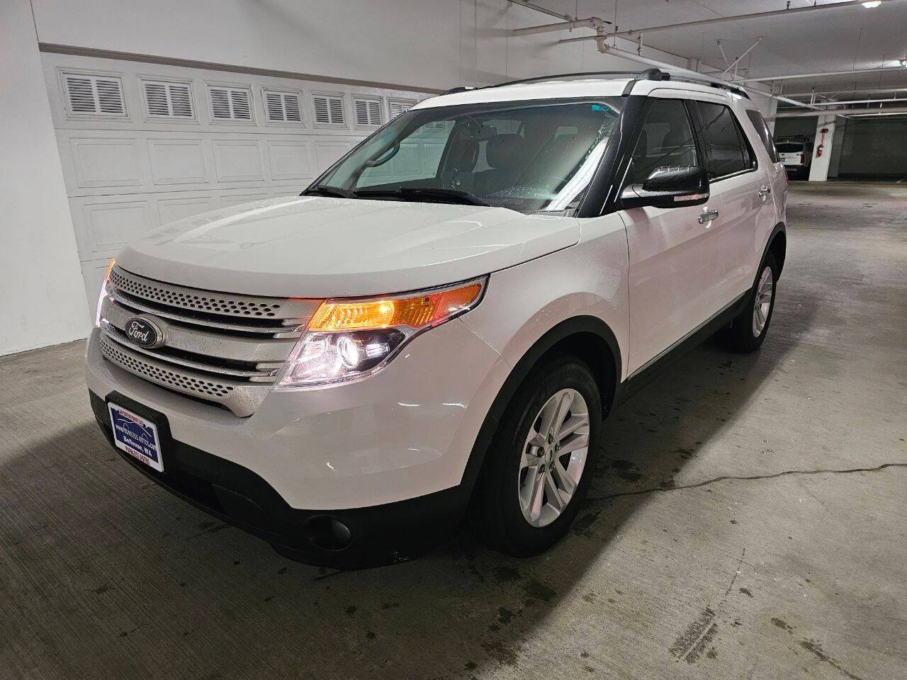 2013 Ford Explorer XLT — SUV — 118,480 mi — Bellevue, WA