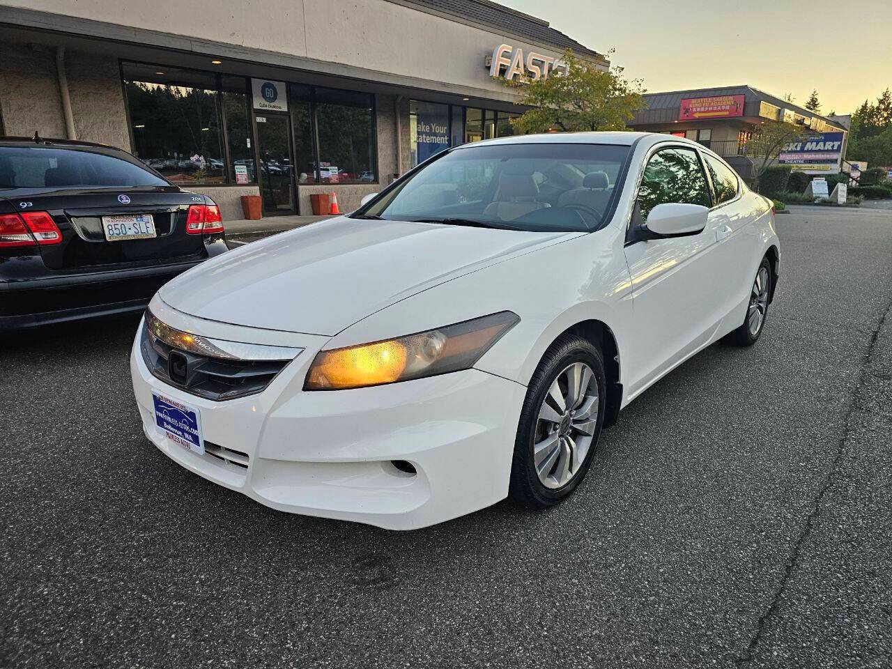 2011 Honda Accord EX-L — Coupe — 121,000 mi — Bellevue, WA