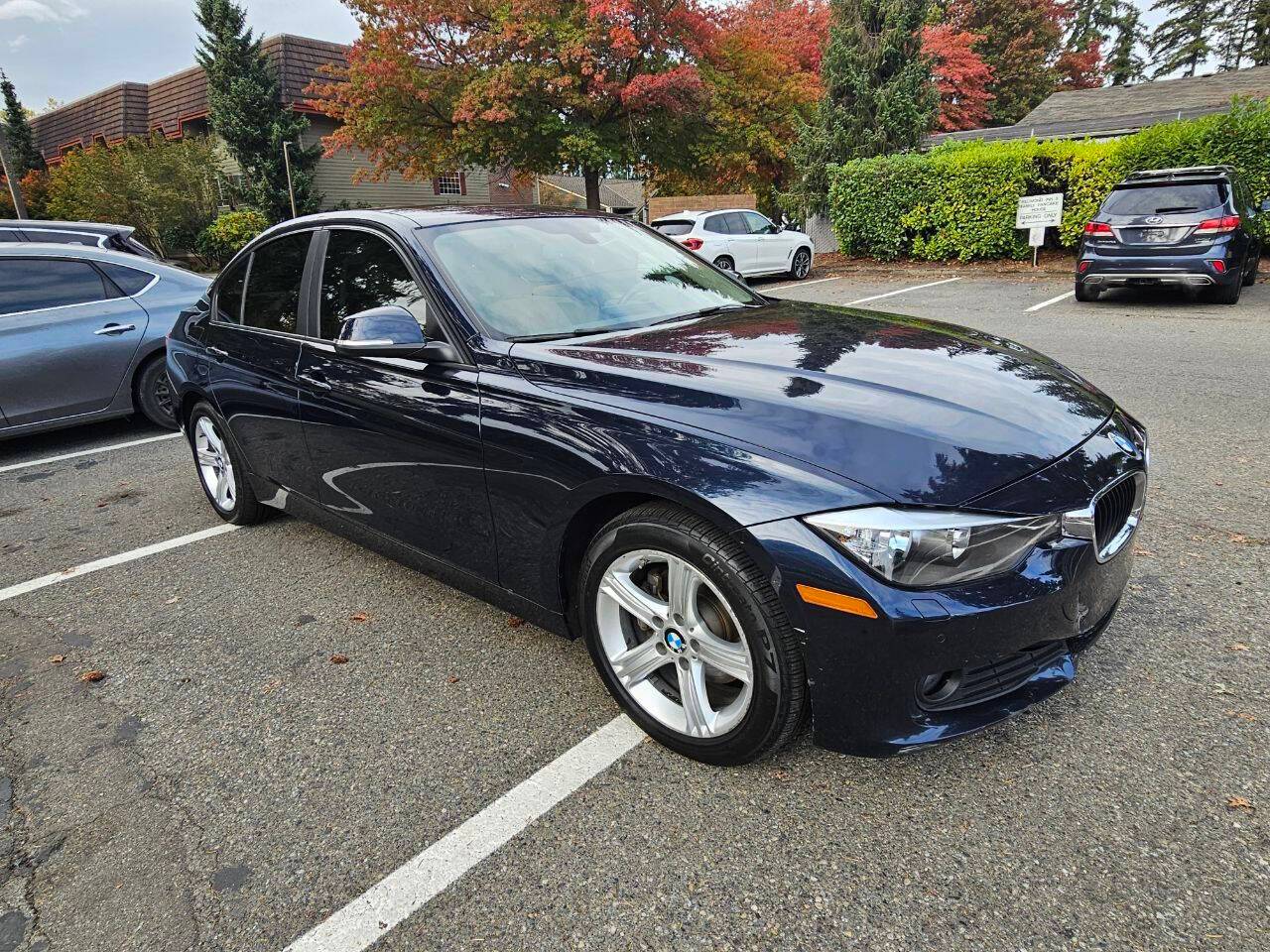 2014 BMW 3 Series 320i — Sedan — 140,302 mi — Bellevue, WA