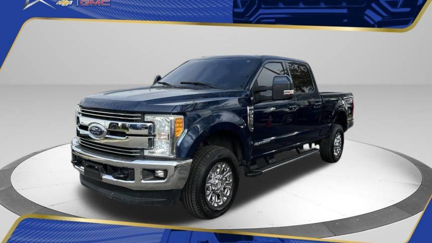 2017 Ford Super Duty F-350 Lariat — Pickup Truck — 113,570 mi — Saint Cloud, FL