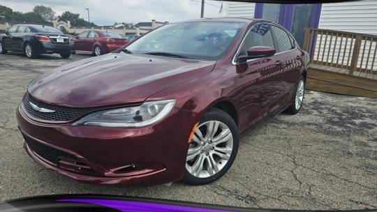 2015 Chrysler 200 Limited — Sedan — 117,822 mi — Greenwood, IN