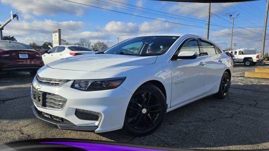 2017 Chevrolet Malibu LT — Sedan — 98,226 mi — Greenwood, IN