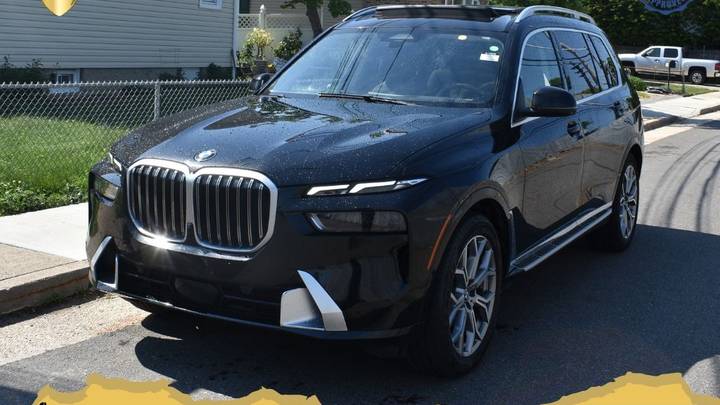 BMW X7