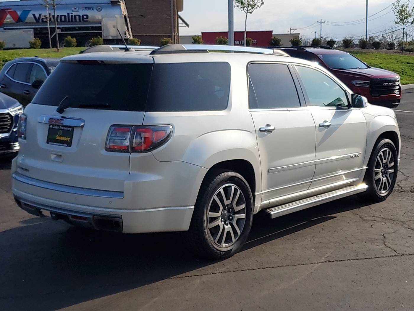Thumbnail 4