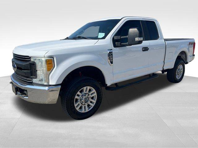 2017 Ford Super Duty F-250 XL — Pickup Truck — 142,255 mi — Junction City, KS
