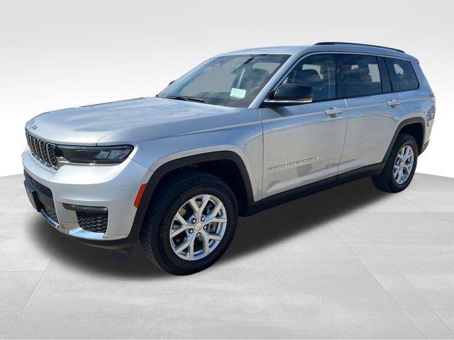 2023 Jeep Grand Cherokee Limited — SUV — 32,354 mi — Junction City, KS
