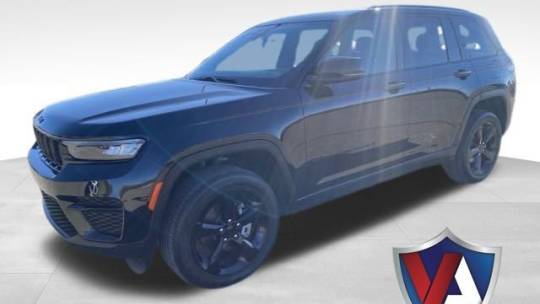2023 Jeep Grand Cherokee Altitude — SUV — 30,407 mi — Junction City, KS