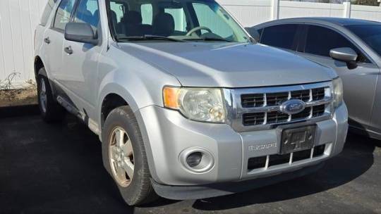 2009 Ford Escape XLS — SUV — 242,400 mi — St. Louis, MO