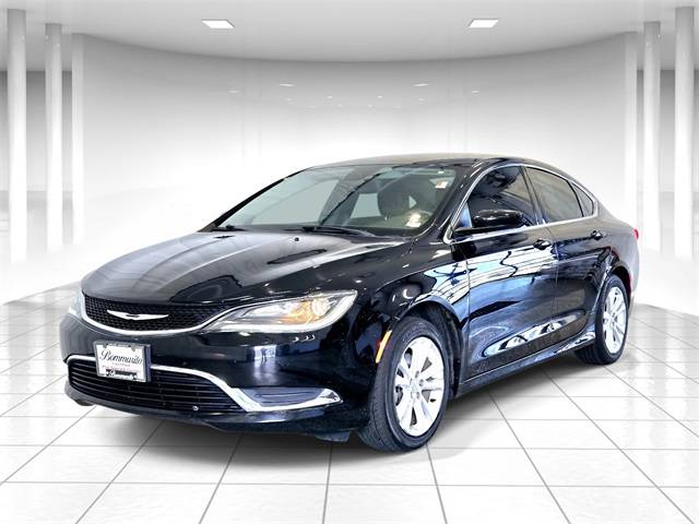 2017 Chrysler 200 Limited Platinum — Sedan — 140,809 mi — St. Louis, MO