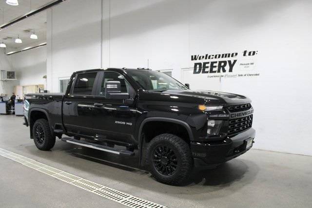 2022 Chevrolet Silverado 2500HD Custom — Pickup Truck — 9,832 mi — Pleasent Hill, IA