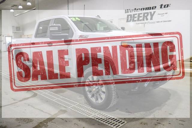 2024 Chevrolet Silverado 2500HD Custom — Pickup Truck — 13,851 mi — Pleasent Hill, IA