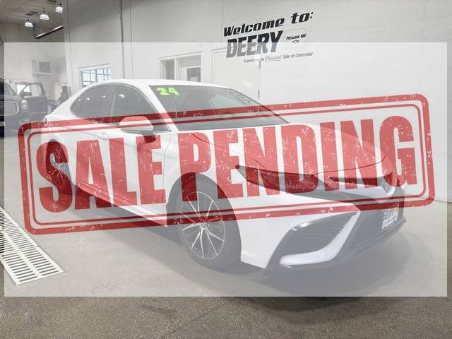 2024 Toyota Camry Hybrid SE — Sedan — 17,508 mi — Pleasent Hill, IA