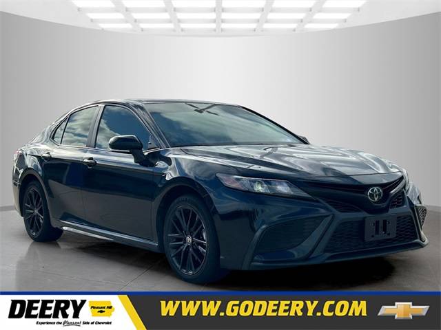2022 Toyota Camry SE — Sedan — 72,882 mi — Pleasent Hill, IA